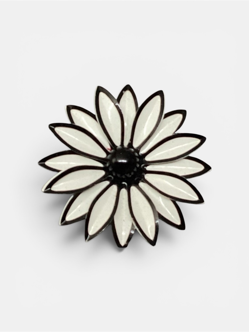 Vintage Daisy Black and White Enamel Brooch